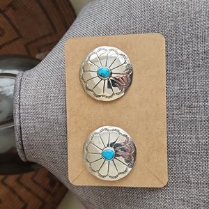 NWOT Native American Navajo Sterling and Turquoise Conch Earrings 💙